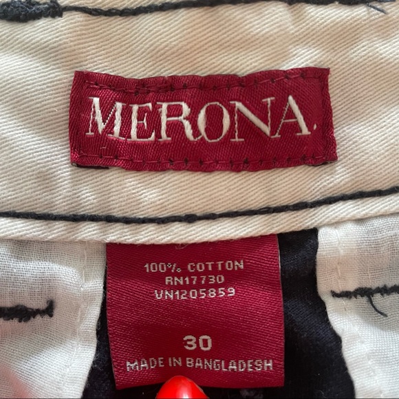 Merona Men’s Navy Blue Flat Front Shorts - Picture 2 of 3